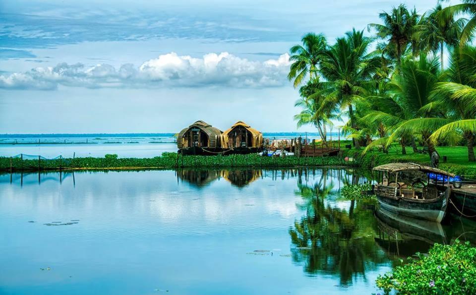 Sea Breeze Beach Home Alappuzha Exteriér fotografie