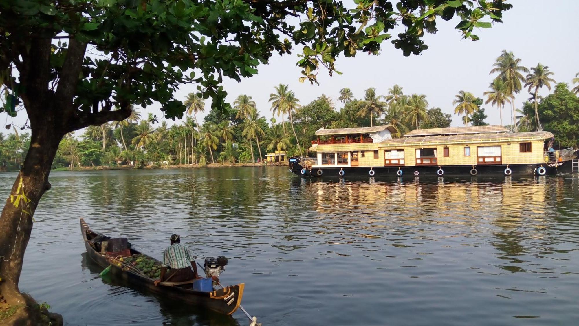 Sea Breeze Beach Home Alappuzha Exteriér fotografie